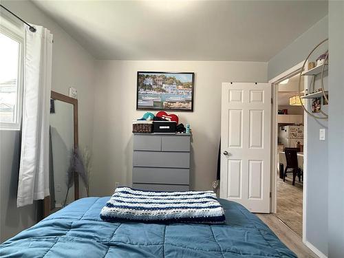 67 8Th Street Sw, Portage La Prairie, MB - Indoor Photo Showing Bedroom