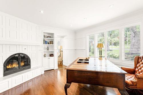 Office - 1975 Place Nightingale, Saint-Bruno-De-Montarville, QC - Indoor With Fireplace