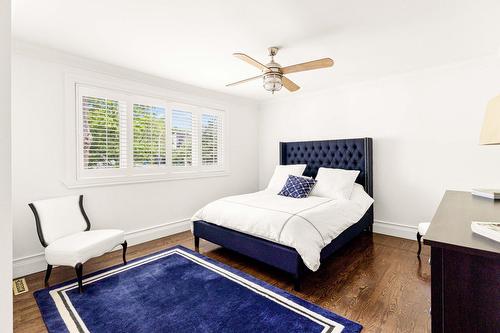 Bedroom - 1975 Place Nightingale, Saint-Bruno-De-Montarville, QC - Indoor Photo Showing Bedroom