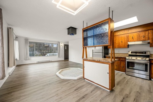 390 Petersen Rd, Campbell River, BC 