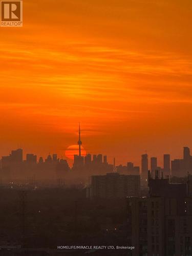 #1701 - 50 Eglinton Ave W, Mississauga, ON - Outdoor With View