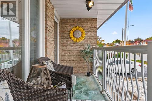 941 Stainton Drive, Mississauga, ON - Outdoor With Exterior