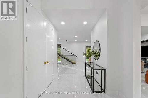 4511 Guelph Line, Burlington, ON - Indoor Photo Showing Other Room