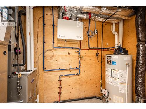2118 Ryegrass Road, Kelowna, BC - Indoor Photo Showing Basement