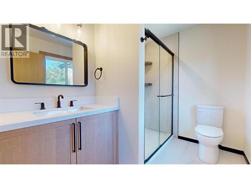 109 River Drive, Cranbrook, BC - Indoor Photo Showing Bathroom