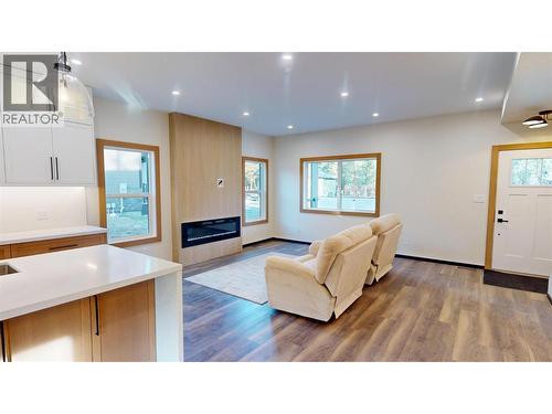 109 River Drive, Cranbrook, BC - Indoor Photo Showing Other Room With Fireplace
