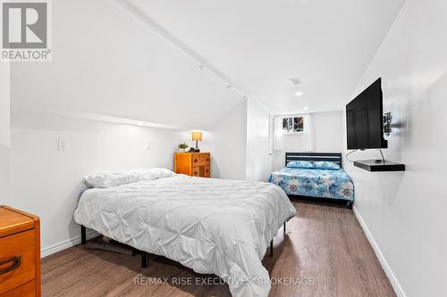470 Dundas Street W, Greater Napanee (Greater Napanee), ON - Indoor Photo Showing Bedroom