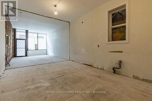 309 Barton Street E, Hamilton, ON 