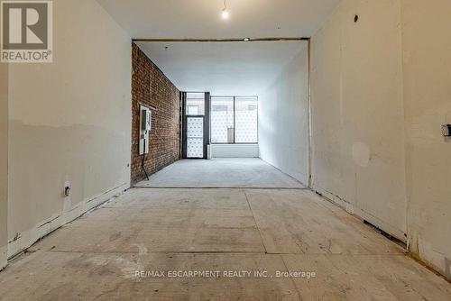 309 Barton Street E, Hamilton, ON 