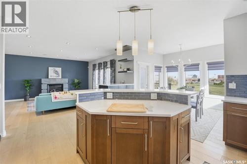 106 Thode Avenue, Saskatoon, SK - Indoor Photo Showing Kitchen