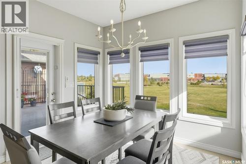 106 Thode Avenue, Saskatoon, SK - Indoor Photo Showing Dining Room