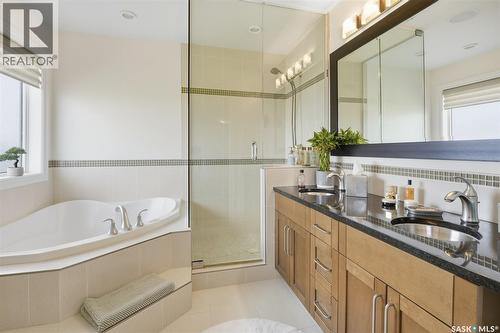 106 Thode Avenue, Saskatoon, SK - Indoor Photo Showing Bathroom