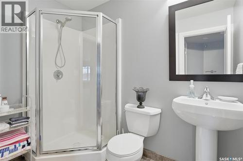 106 Thode Avenue, Saskatoon, SK - Indoor Photo Showing Bathroom