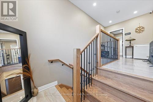 30 Indianola Crescent, Wasaga Beach, ON - Indoor Photo Showing Other Room