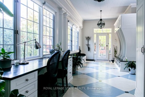 3 Turner Avenue, Hamilton, ON - Indoor