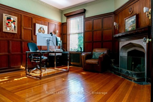 3 Turner Avenue, Hamilton, ON - Indoor