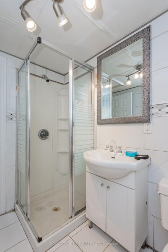 88 Beverly Road, North Bay, ON - Indoor Photo Showing Bathroom