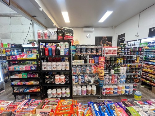 101-2031 Malaview Ave, Sidney, BC 