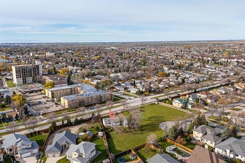 195 Pipeline Rd, Winnipeg, MB 