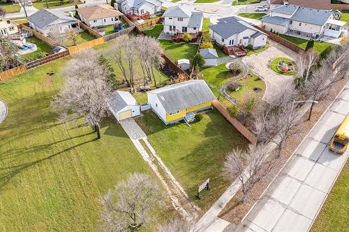 195 Pipeline Rd, Winnipeg, MB 