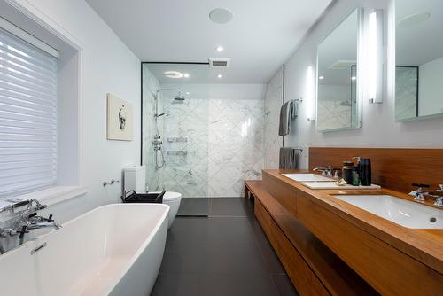 Salle de bains attenante à la CCP - 79 Crois. Rosemount, Westmount, QC - Indoor Photo Showing Bathroom