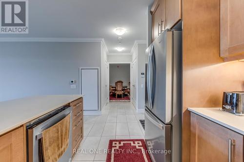 101 - 830 Megson Terrace, Milton, ON - Indoor Photo Showing Kitchen