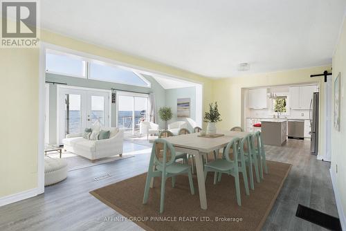 14 Oriole Road, Kawartha Lakes (Fenelon Falls), ON - Indoor Photo Showing Dining Room