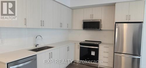 242 - 75 Attmar Drive W, Brampton, ON - Indoor Photo Showing Kitchen