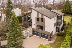 1495 Rue des Alouettes  Saint-Bruno-De-Montarville, QC J3V 6E4