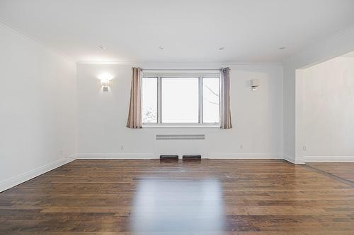 Salon - 103-1270 Ch. Regent, Mont-Royal, QC - Indoor Photo Showing Other Room