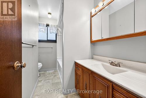 47 Fox Lane, Belleville (Thurlow Ward), ON - Indoor Photo Showing Bathroom