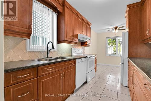 310 Mceachern Crescent, Ottawa, ON - Indoor Photo Showing Kitchen With Double Sink