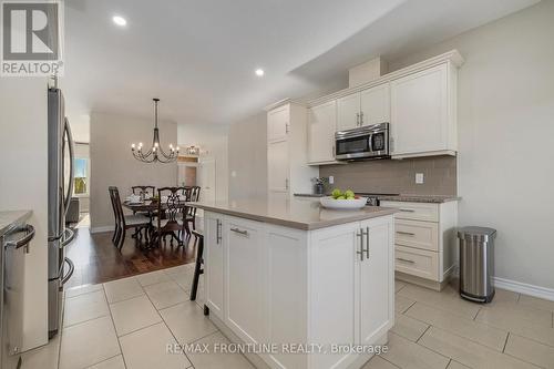 7 Senators Gate Drive, Perth, ON - Indoor Photo Showing Kitchen With Upgraded Kitchen
