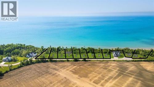 7049 Blue Coast Heights, Plympton-Wyoming, ON 