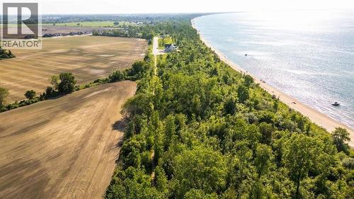 7049 Blue Coast Heights, Plympton-Wyoming, ON 