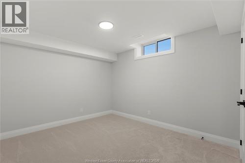 663 Linden, Lakeshore, ON - Indoor Photo Showing Other Room