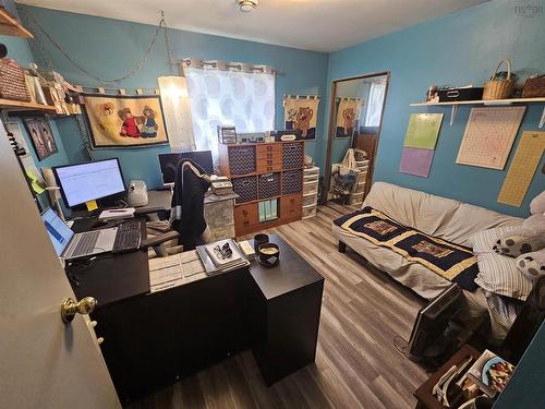 16 Rogers Avenue, Amherst, NS 