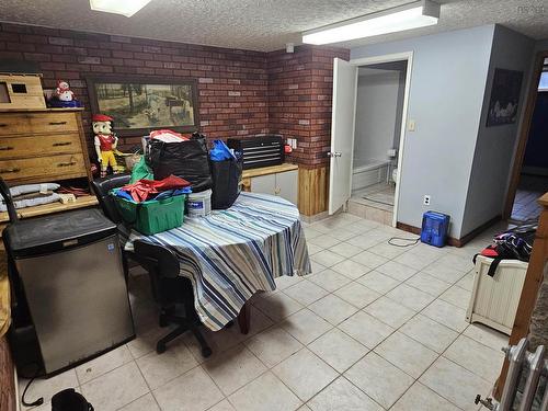 16 Rogers Avenue, Amherst, NS 