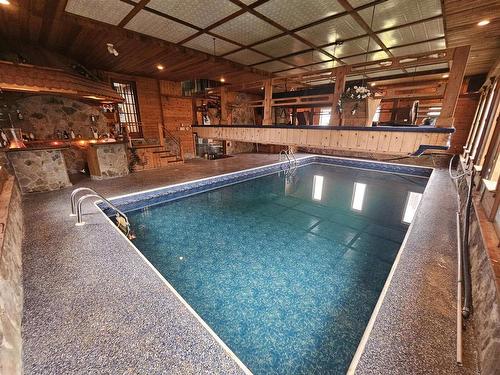 16 Rogers Avenue, Amherst, NS 