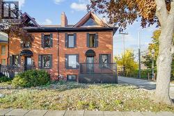 560 CHATHAM STREET  Windsor, ON N9A 5N2