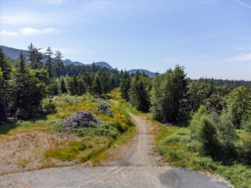 7555 Fernmar Rd, Lantzville, BC 