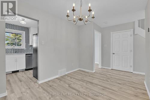 1511 Fisher Avenue, Ottawa, ON - Indoor Photo Showing Other Room