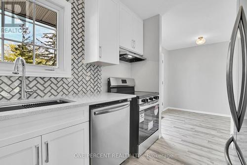 1511 Fisher Avenue, Ottawa, ON - Indoor Photo Showing Kitchen