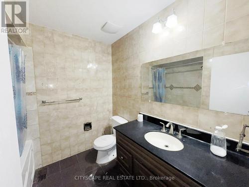 Main 4pc Bathroom - 3708 Woodruff Crescent, Mississauga, ON - Indoor Photo Showing Bathroom