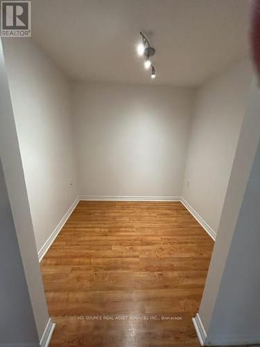 408 - 3840 Bathurst Street, Toronto, ON - Indoor Photo Showing Other Room