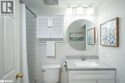 Recently renovated bathroom - 