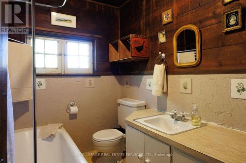 1506 Estes Crescent, Mississauga, ON - Indoor Photo Showing Bathroom