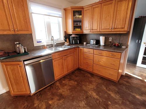 34 Hemlo Drive, Marathon, ON - Indoor Photo Showing Kitchen With Double Sink