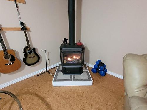 34 Hemlo Drive, Marathon, ON - Indoor With Fireplace