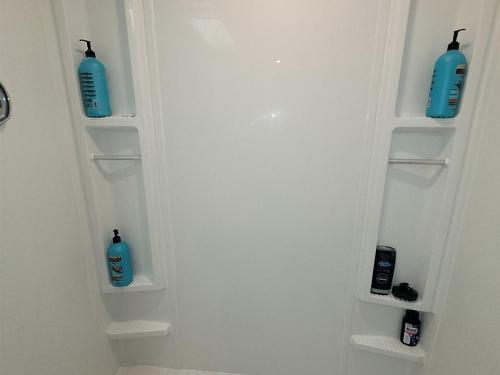 34 Hemlo Drive, Marathon, ON - Indoor Photo Showing Bathroom